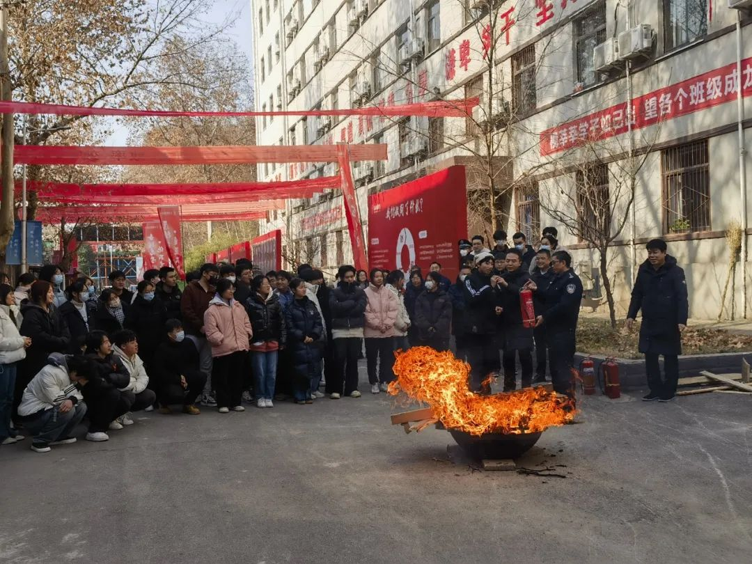 預防為主，生命至上！我校組織開展消防應急演練